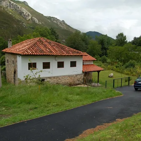 Casa Del Sella Vakantiehuis El Llano (Cangas de Onis)
