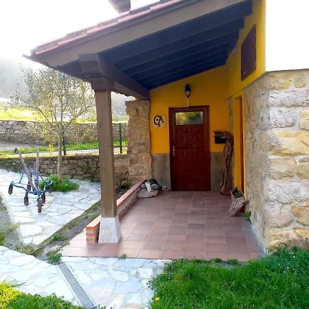 Casa Del Sella Vakantiehuis El Llano (Cangas de Onis)