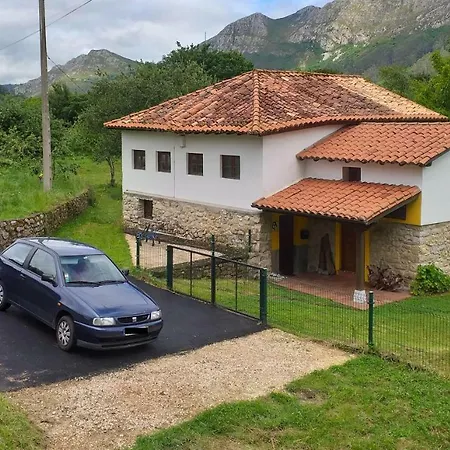 Casa Del Sella * El Llano (Cangas de Onis)